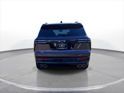 Used 2026 Chevrolet Traverse RS image 7