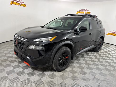 New 2026 Nissan Rogue SV AWD/4WD image 1