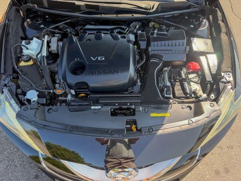 Used 2017 Nissan Maxima 3.5 SV FWD image 23