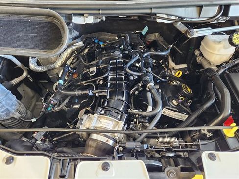 Used 2024 Ford Transit 350 XLT image 31