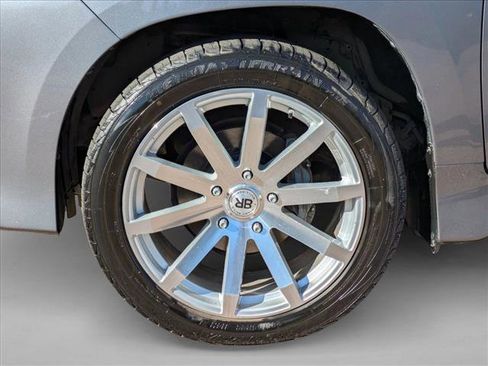 Used 2017 Lexus LX 570 4WD image 27