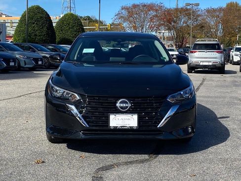 New 2025 Nissan Sentra SV image 6