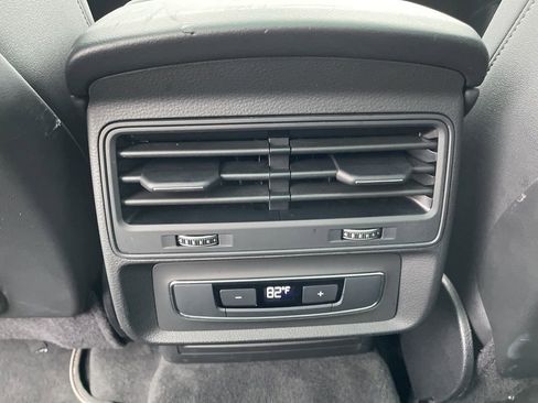 Used 2025 Audi Q7 3.0T Premium Plus image 28