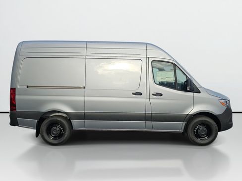 New 2025 Mercedes-Benz Sprinter 2500 image 5