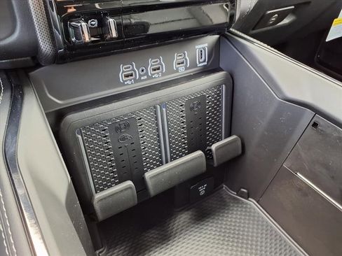 New 2026 RAM 1500 Limited AWD/4WD image 7