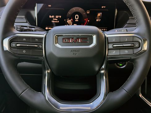 New 2026 GMC Acadia Elevation image 36