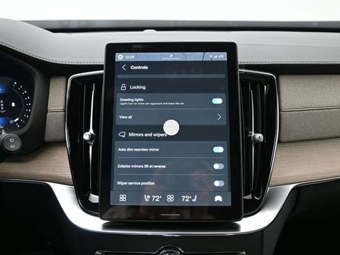 New 2026 Volvo XC90 B6 Plus AWD/4WD image 19