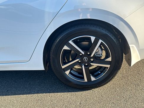 New 2025 Nissan Sentra SV image 19