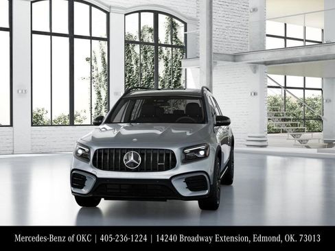 New 2026 Mercedes-Benz GLB 35 AMG 4MATIC image 42