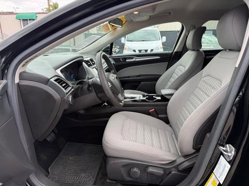 Used 2016 Ford Fusion S FWD image 17