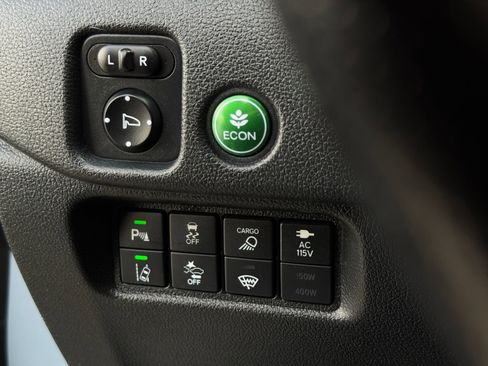 Certified 2023 Honda Ridgeline Black Edition image 33