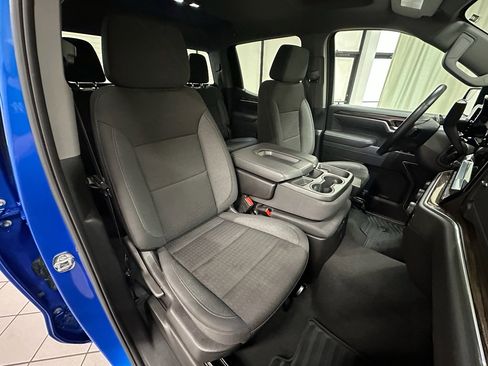 Used 2025 Chevrolet Silverado 1500 LT image 22