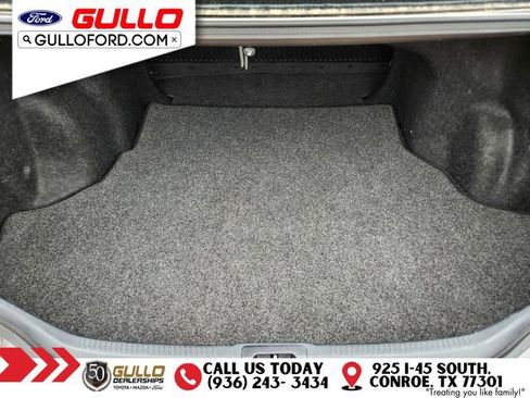 Used 2016 Toyota Camry LE FWD image 11