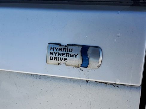 Used 2011 Toyota Prius Two image 7