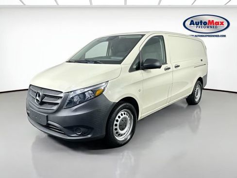 Used 2018 Mercedes-Benz Metris image 5