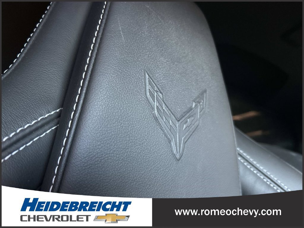 Used 2025 Chevrolet Corvette Stingray Coupe w/ 1LT RWD image 34