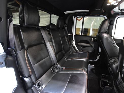 Used 2021 Jeep Gladiator Mojave AWD/4WD image 48