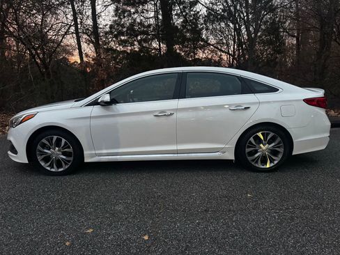 Used 2015 Hyundai Sonata Limited 2.0T w/ Cargo Package image 2