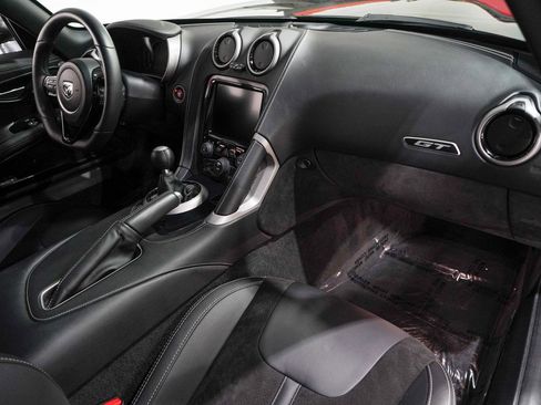 Used 2015 Dodge Viper w/ Quick Order Package 22J GT RWD image 16