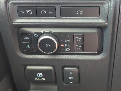 Used 2023 Ford F150 Platinum w/ Equipment Group 701A High AWD/4WD image 30