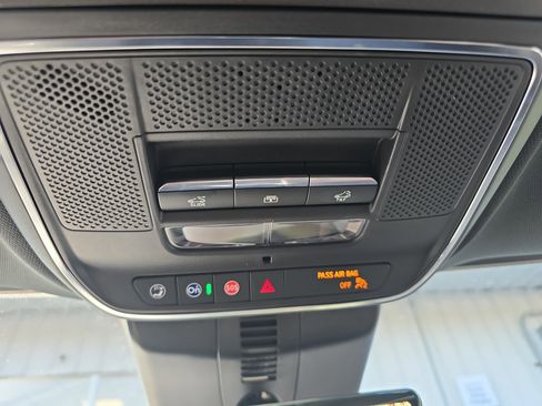 Used 2024 Chevrolet Traverse RS w/ LPO, Floor Liner Package image 35