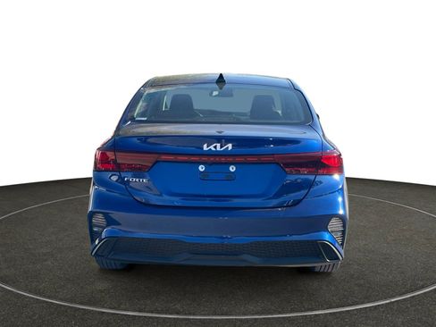 Used 2023 Kia Forte LXS image 5