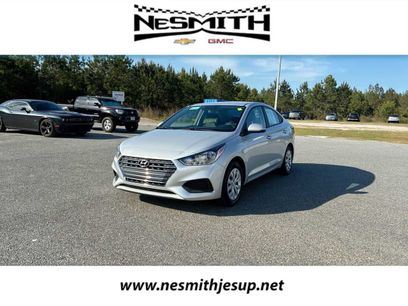 Used 2022 Hyundai Accent SE