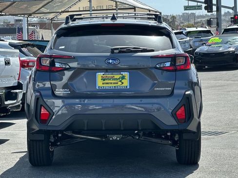 Used 2025 Subaru Crosstrek 2.5i Limited w/ Popular Package #4A image 5