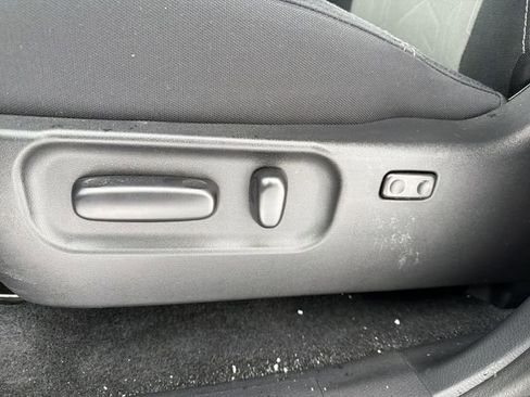 Used 2023 Toyota Tacoma TRD Off-Road image 14