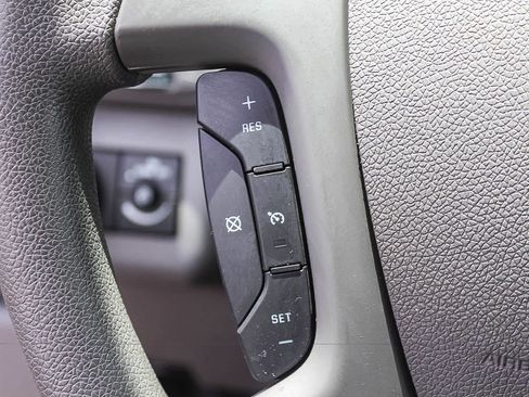 Used 2015 Chevrolet Traverse LS FWD image 29