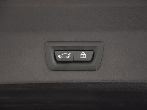 Used 2018 BMW X3 M40i w/ Premium Package image 35