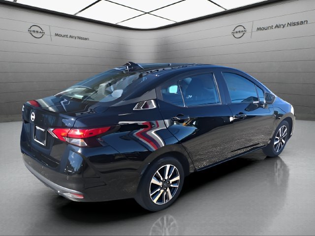 Certified 2025 Nissan Versa SV FWD image 4