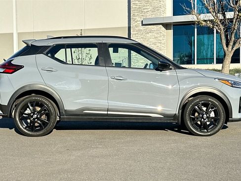 Used 2024 Nissan Kicks SR w/ SR Premium Package image 3