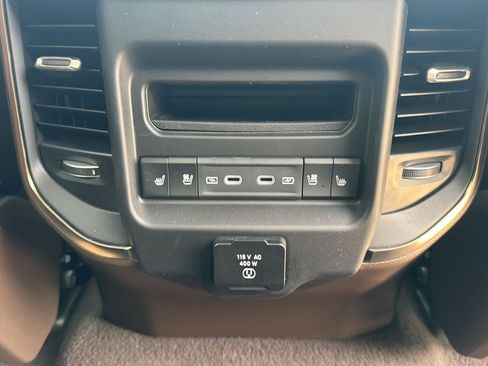 Used 2026 RAM 1500 Limited AWD/4WD image 25
