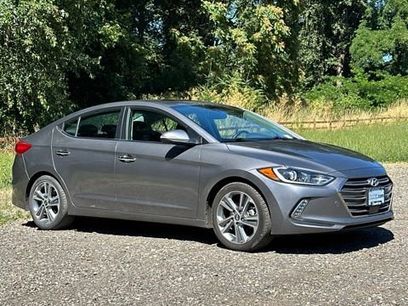 Used 2017 Hyundai Elantra Limited w/ Limited Ultimate Package 05