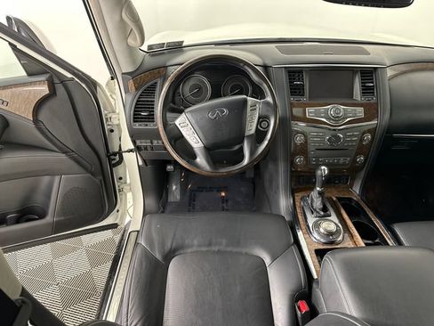 Used 2017 INFINITI QX80 4WD w/ Driver Assistance Package image 6