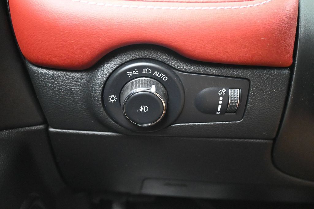 Used 2023 Dodge Durango SRT AWD/4WD image 23