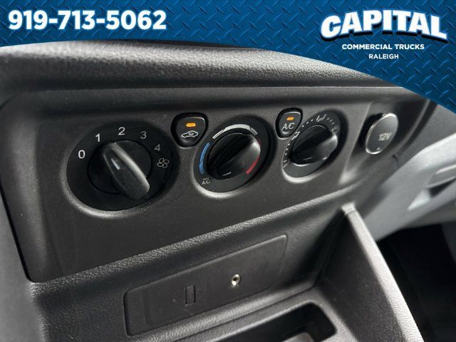 Used 2015 Ford Transit 350 XLT RWD image 31