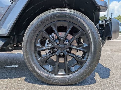 Used 2021 Jeep Wrangler Unlimited Sahara w/ Cold Weather Group image 11