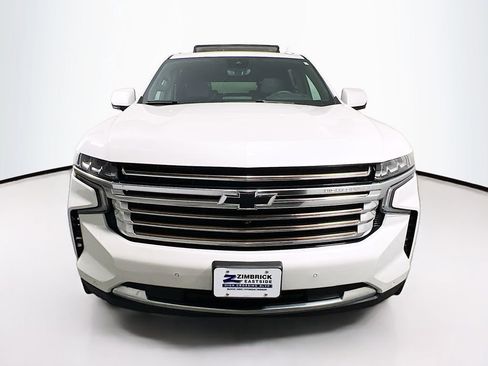 Certified 2023 Chevrolet Suburban High Country w/ LPO, Illumination Package AWD/4WD image 2