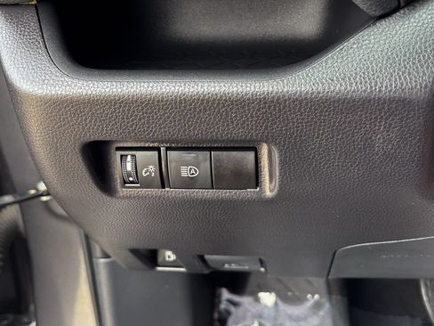 Certified 2024 Toyota RAV4 LE AWD/4WD image 33
