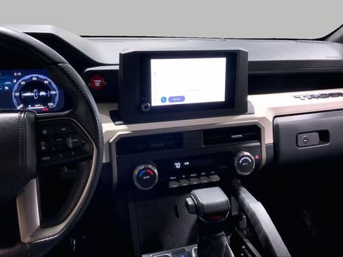 Used 2024 Toyota Tacoma TRD Off-Road AWD/4WD image 7