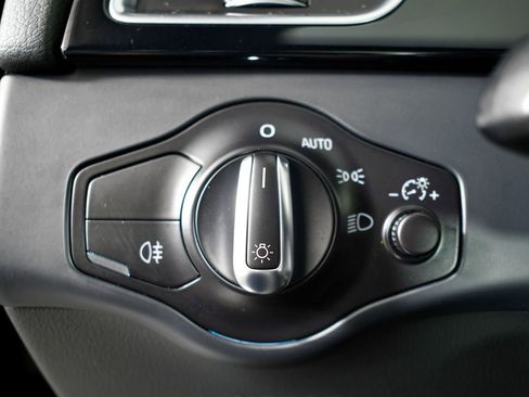 Used 2013 Audi RS 5 AWD/4WD image 41