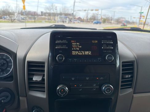 Used 2014 Nissan Titan SV w/ SV Value Truck Package image 33