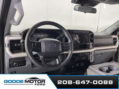 Certified 2024 Ford F250 XLT image 8