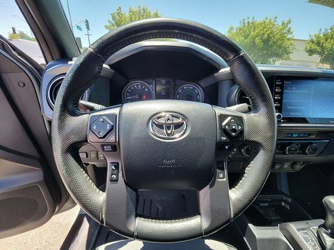 Used 2023 Toyota Tacoma TRD Off-Road AWD/4WD image 11