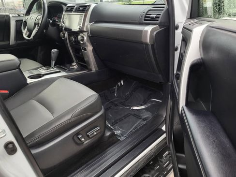 Used 2024 Toyota 4Runner SR5 Premium AWD/4WD image 8