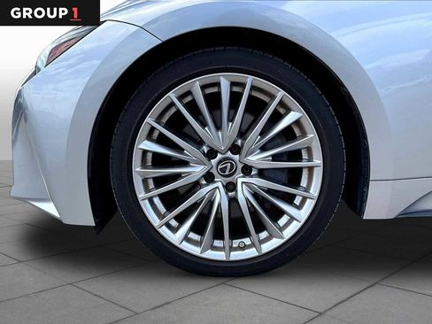 Certified 2022 Lexus IS 300 w/ Premium Package image 9