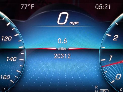 Certified 2023 Mercedes-Benz GLE 350 w/ Premium Package image 23