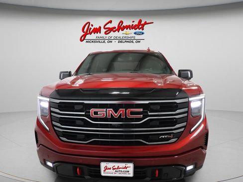 Used 2025 GMC Sierra 1500 AT4 w/ AT4 Preferred Package image 3